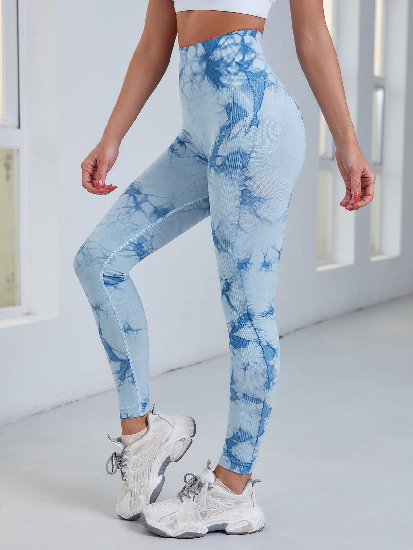 Legginsy z wysokim stanem w tie-dye