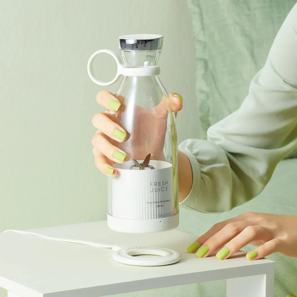 PORTABLE WIRELESS BLENDER