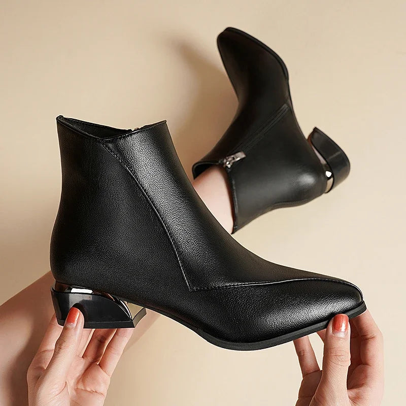 Bottines à talons minimalistes Belezaa