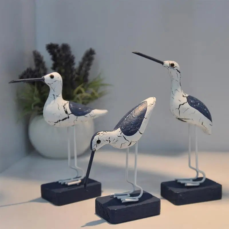 Figurines décoratives d'oiseaux marins méditerranéens