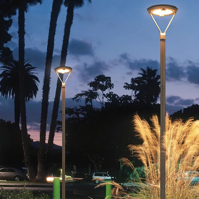 Outdoor Solar Courtyard Light