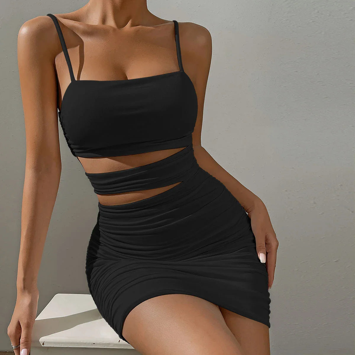 Sara Sexy Spaghetti Strap Bodycon Mini Dress – Bílé Bezramínkové Party Oblečení