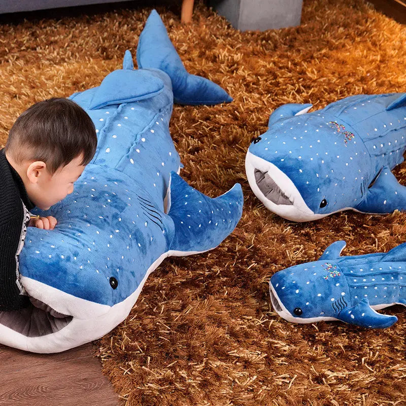 Requin-baleine géant en peluche