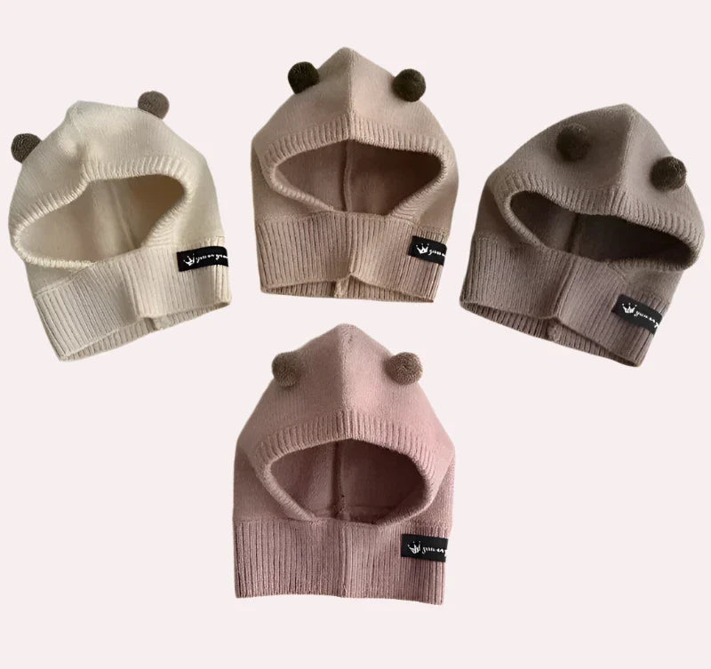 Cachecol e Gorro de Malha Cuddly Cole para Bebés - Proteção Confortável para as Orelhas das Crianças