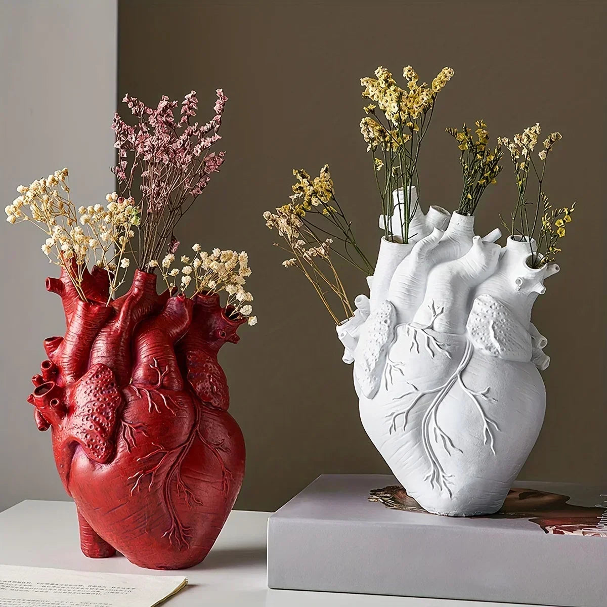 Elvase - Heart-shaped Ceramic Vase