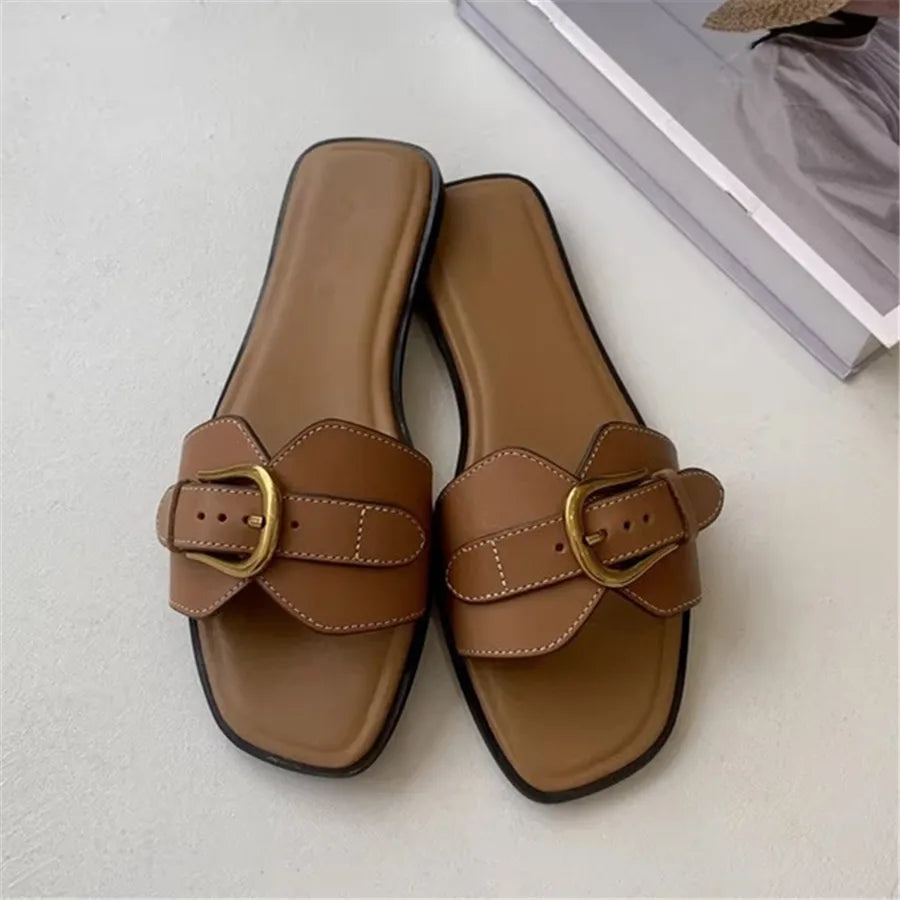 Sandalias elegantes de verano