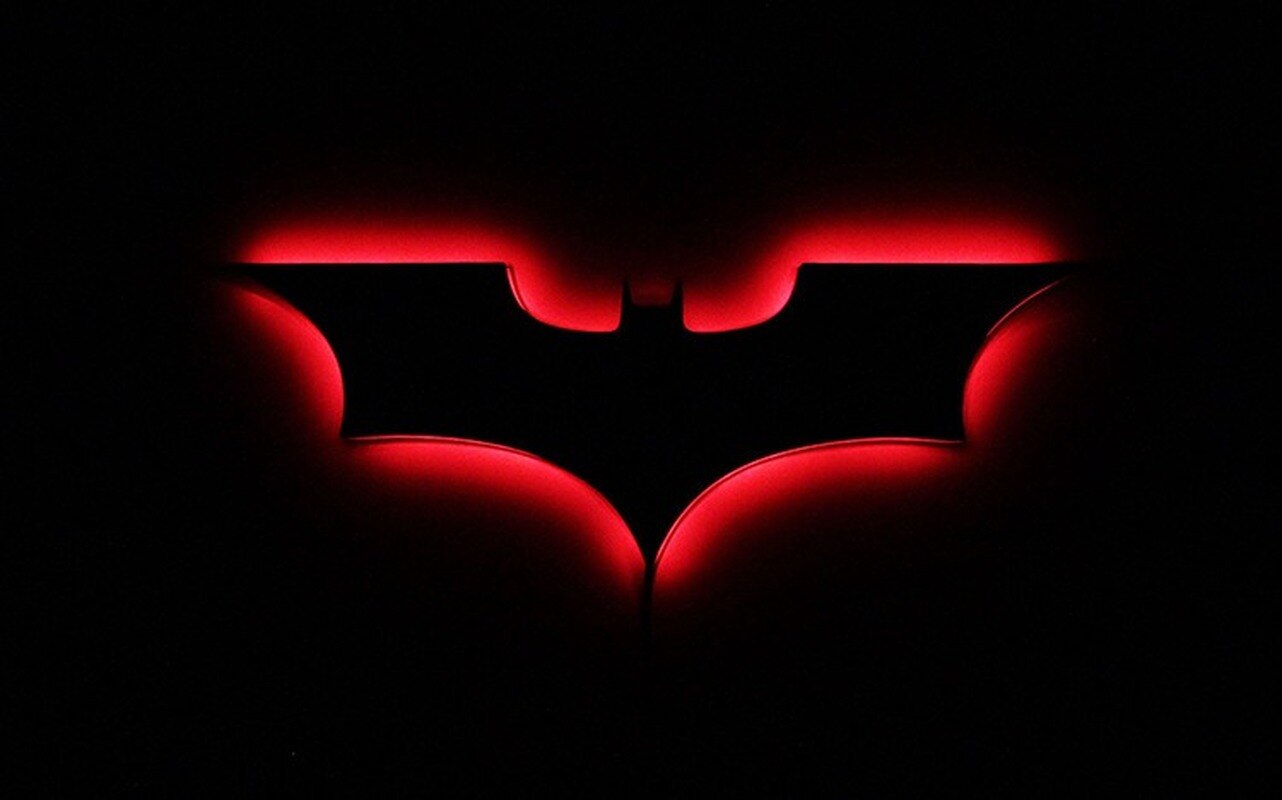 Batman LED-vegglampe med trådløs fjernkontroll og fargeendring