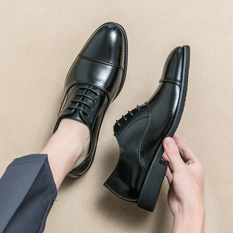 Nuevos zapatos de vestir de cuero para negocios de lujo para hombres: cómodos, estilosos y elegantes