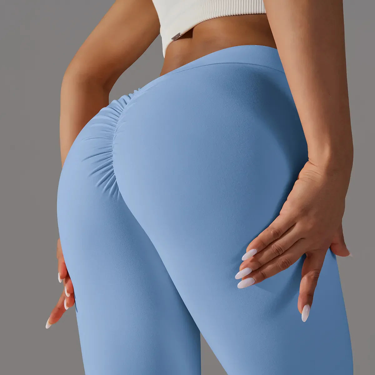 Legginsy z wysokim stanem V-Back