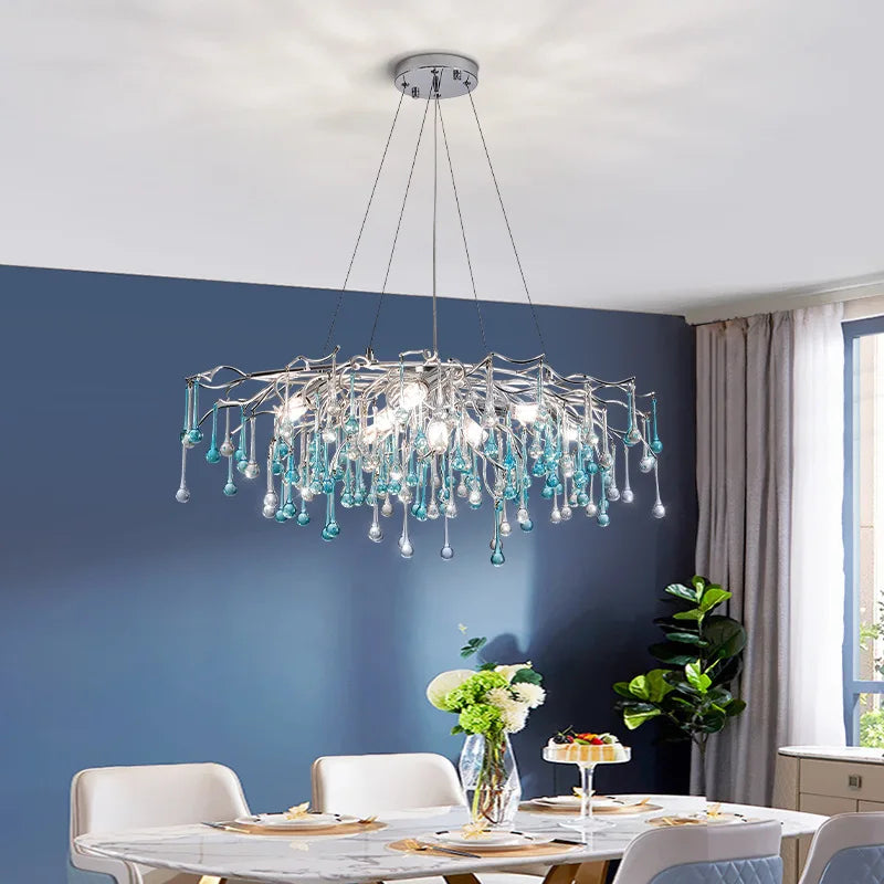 Chandelier en goutte d'eau bleue