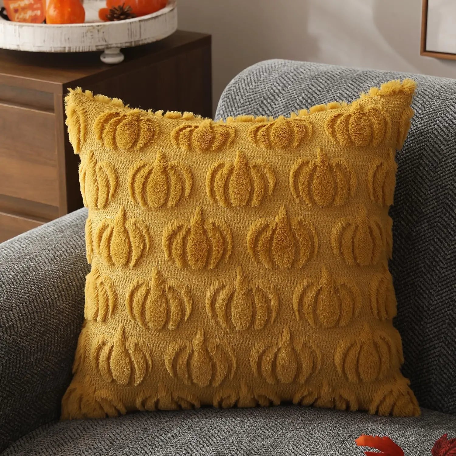 RusticFall - Cushion Cover in Faux Fur for Autumn Sofa