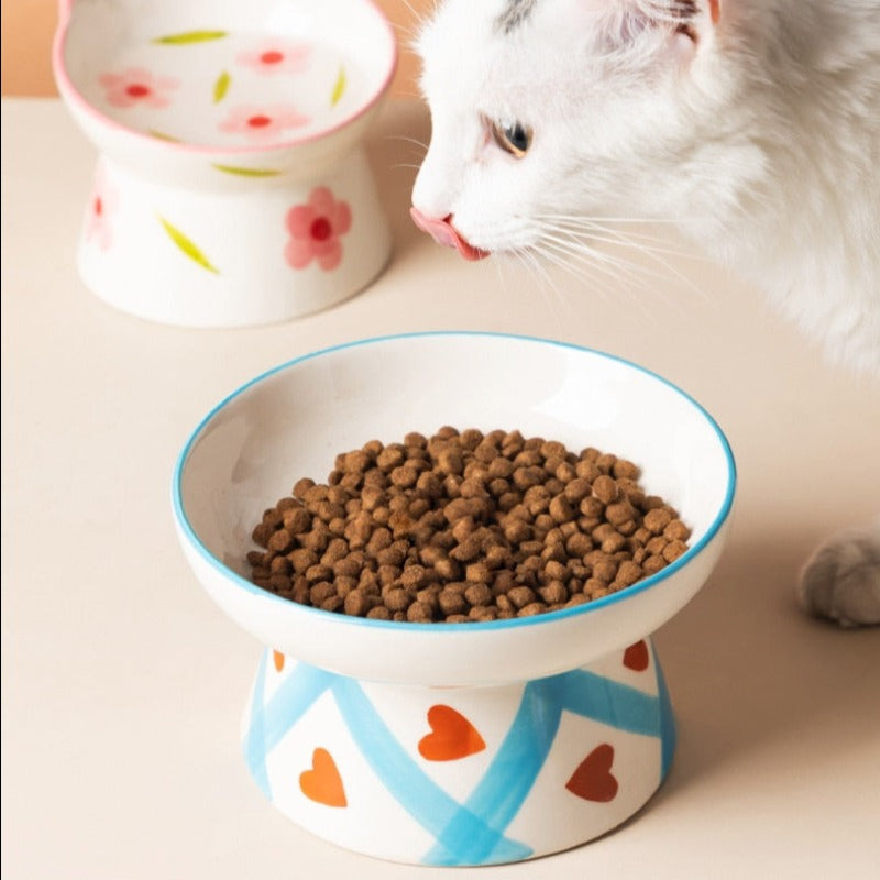 Sweetheart Ceramic Round Elevated Cat Bowls