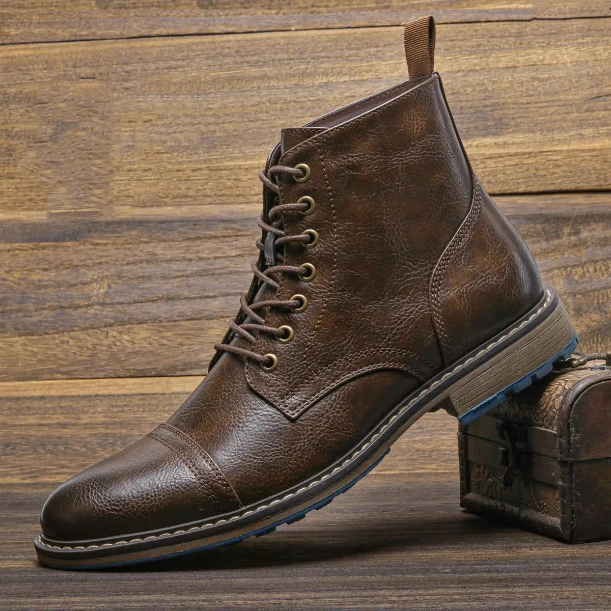 Erick: Botas de piel con cordones para hombre