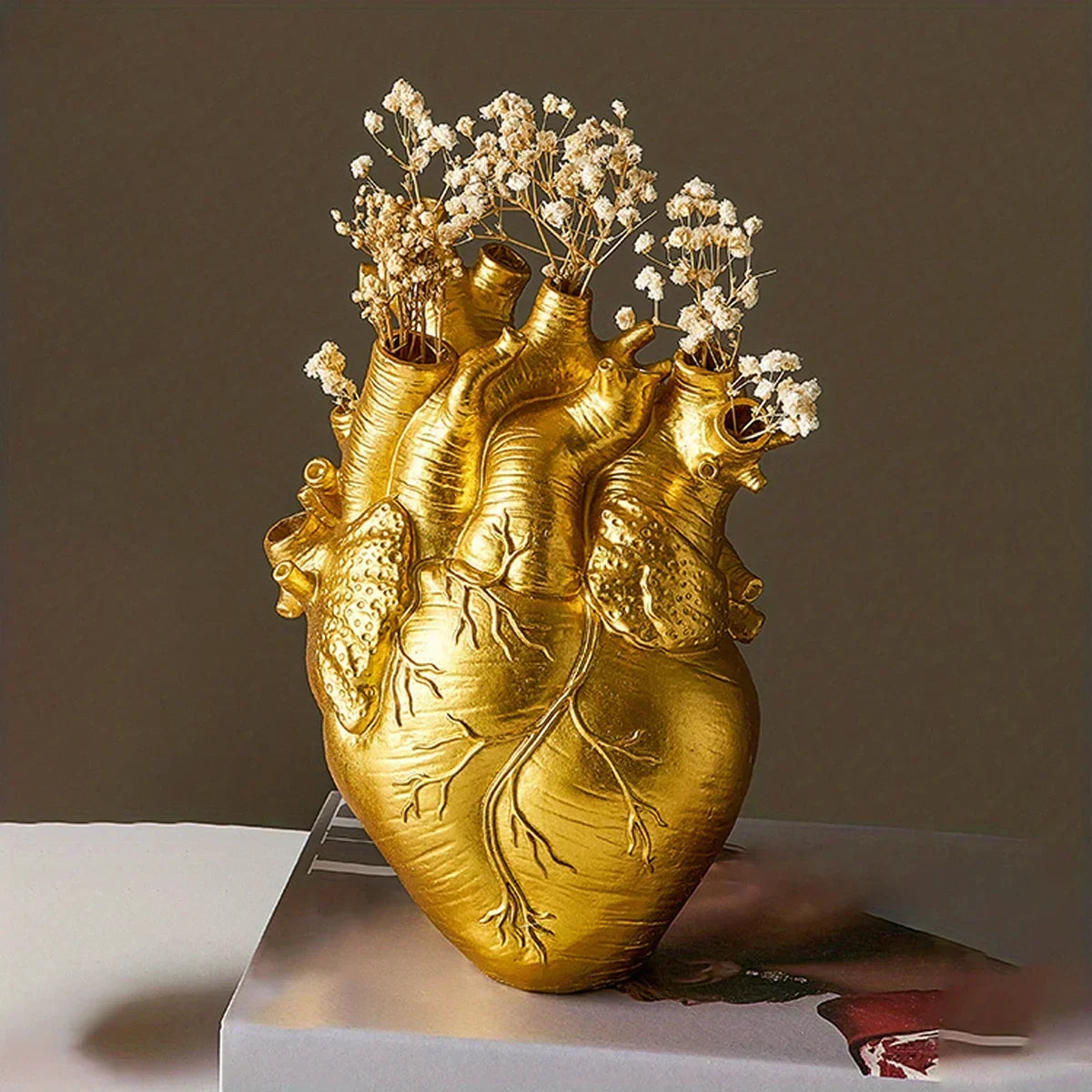 Elvase - Heart-shaped Ceramic Vase