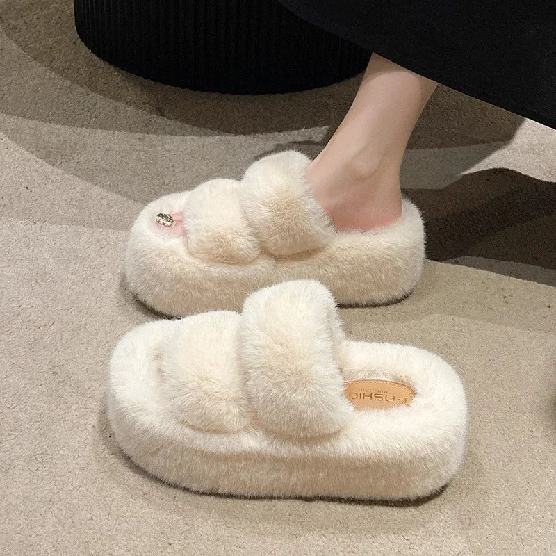 FuzzyElegance - Soft slippers for women