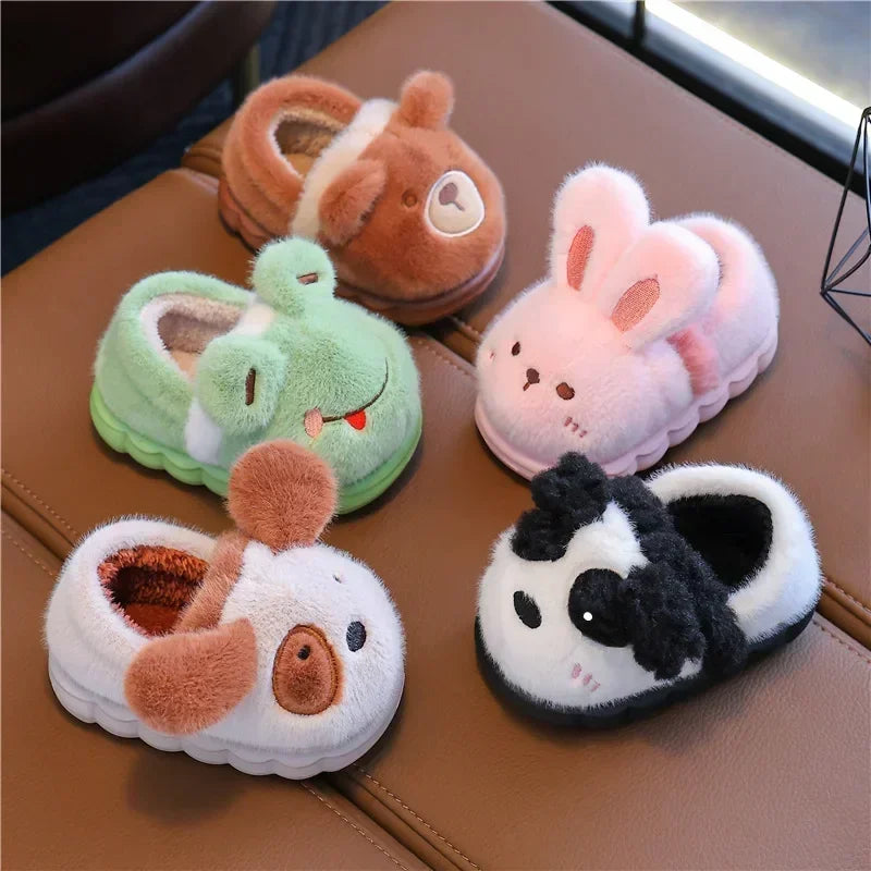 Sapatinhos de Algodão Quente para Bebé Outono Inverno Novos Rapazes Meninas Pantufas de Animais em Cartoon Antiderrapantes Confortáveis Sola Macia Pantufas de Pelúcia