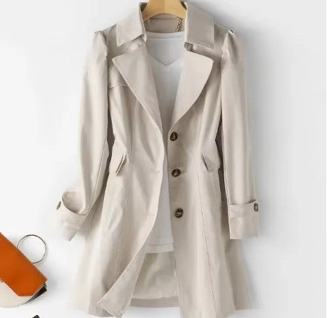 Clara - Casaco/trench coat moderno com recortes, gola alta e botões