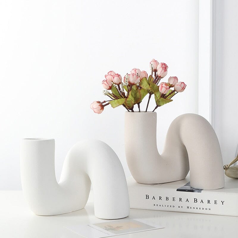 Abstrakt keramisk vase