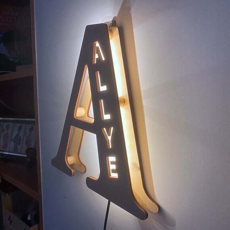 Alphabet LED Wandlamp