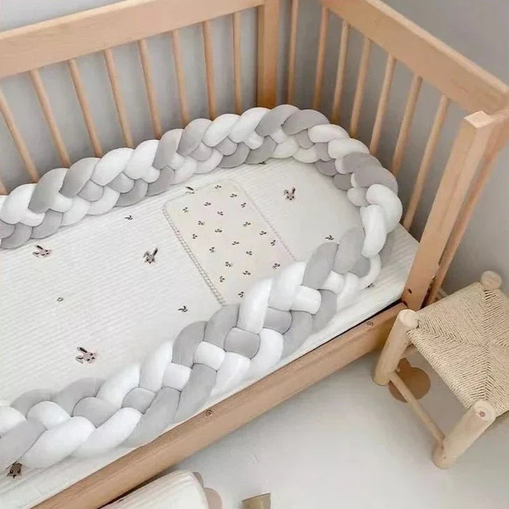 Baby Knot Bed Bumper & Nest - Hvit, lys grå og mørkegrå