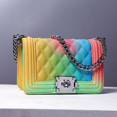 Cross-Body-Handtasche in Regenbogenfarben