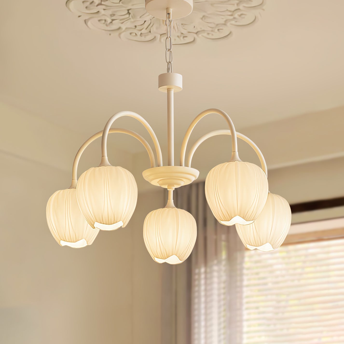 Tulip – Elegant Matcha Chandelier