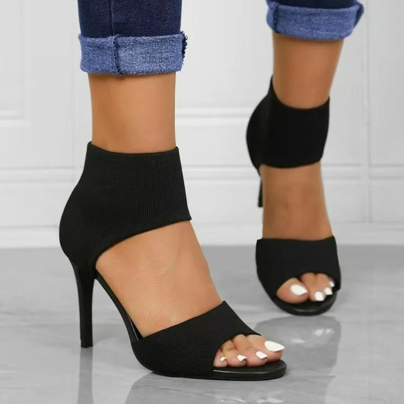 Mia - Schwarze Sockenpumps für Damen