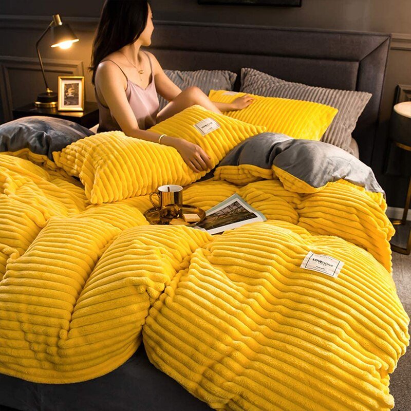 Vera - The coziest soft duvet winter blanket ever