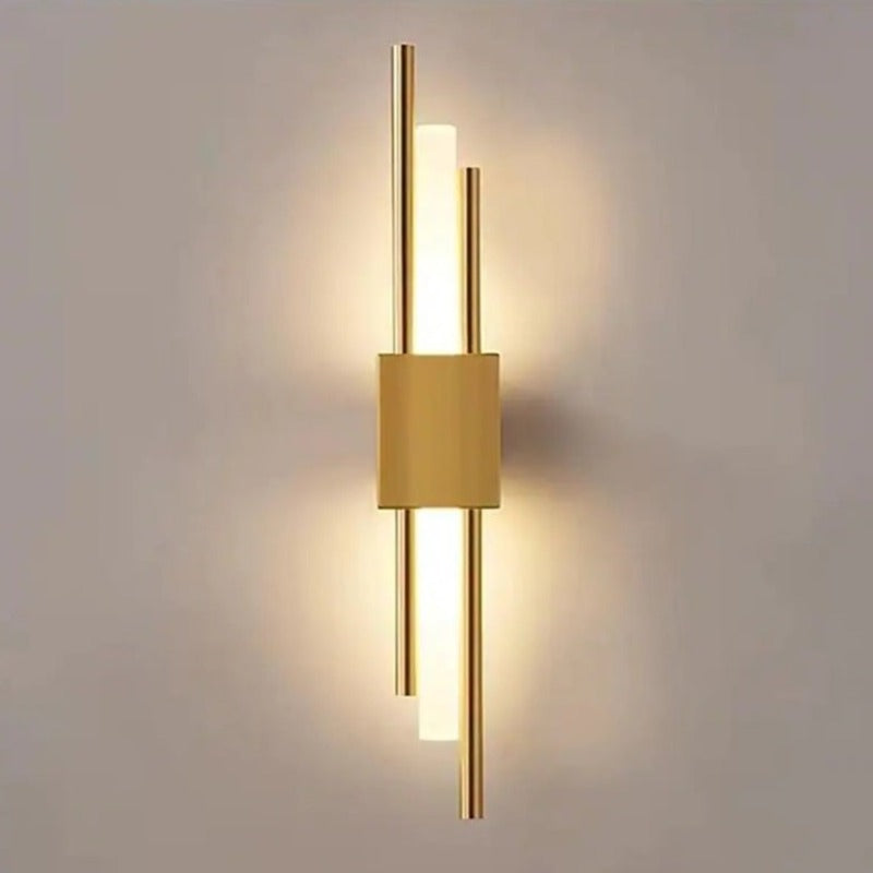 LuminArt - Stijlvolle zwart/gouden LED-wandlamp voor slaapkamer