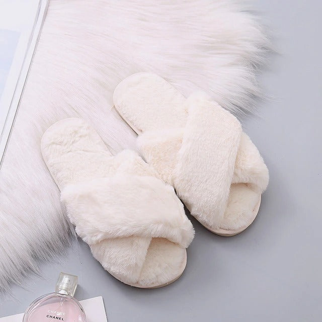 Nordic Cozy Cross Band Slippers