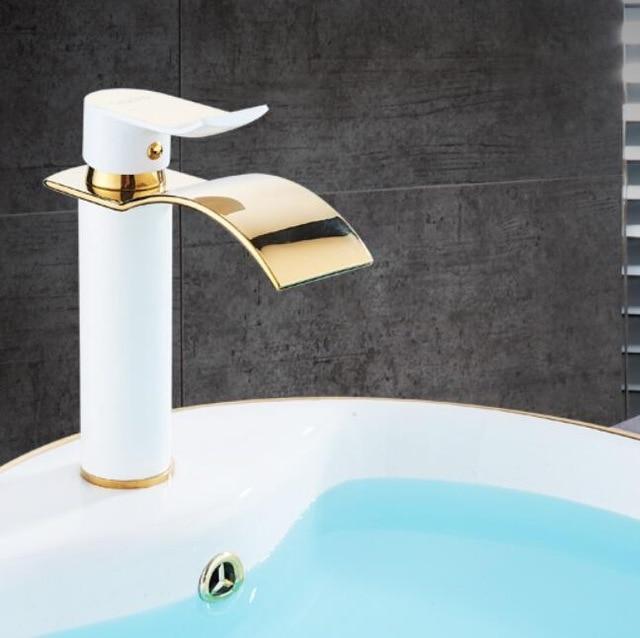 Rubinetto per bagno di lusso a cascata in ottone dorato e bianco - Rubinetto per lavabo con maniglia singola montato su piattaforma contemporanea