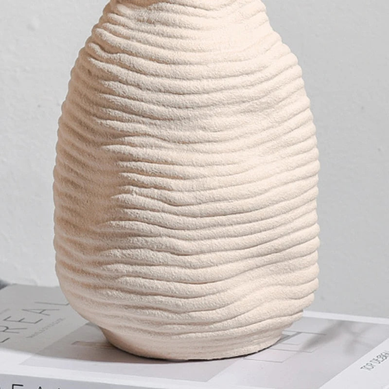 Elizabeth Ceramic Vase