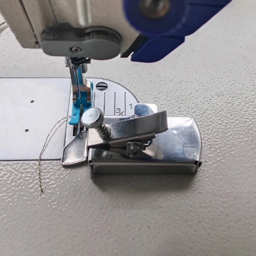 MAGNETGUIDE ™ - Magnetic guide for sewing