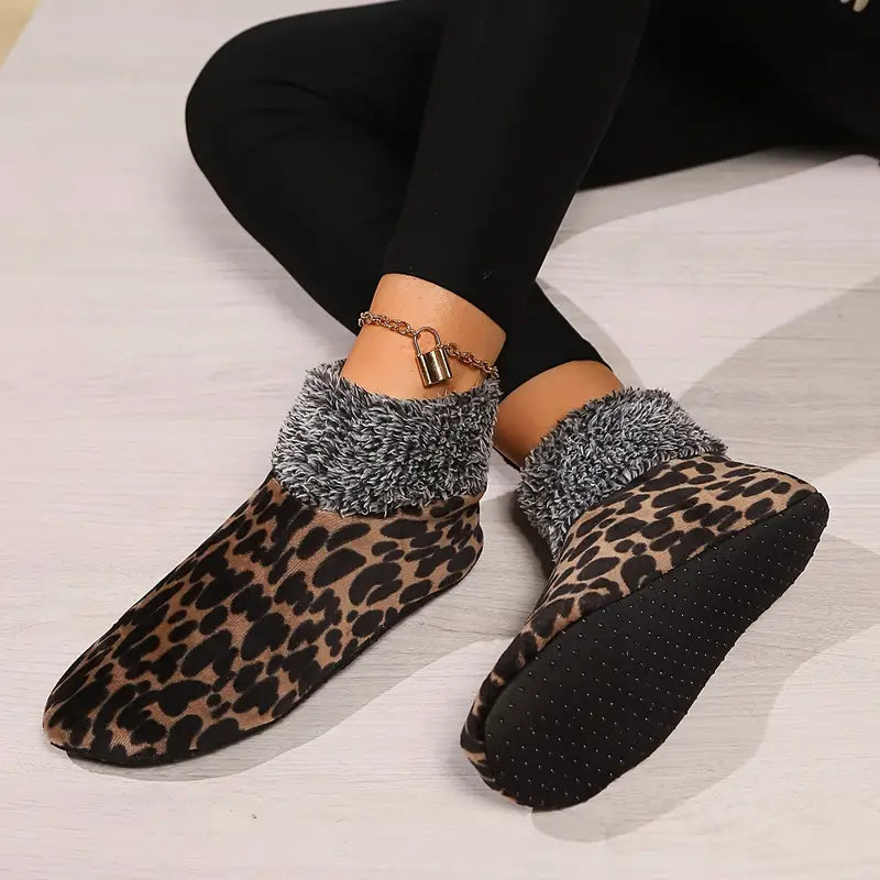 Women's Leopard Print Slippers