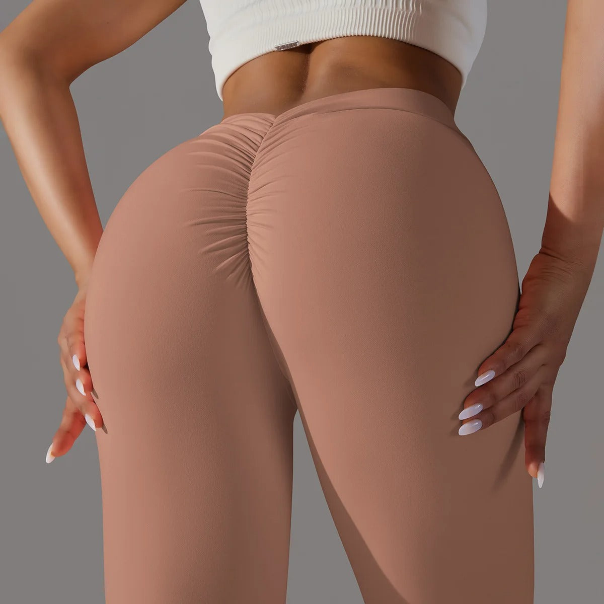 Legginsy z wysokim stanem V-Back