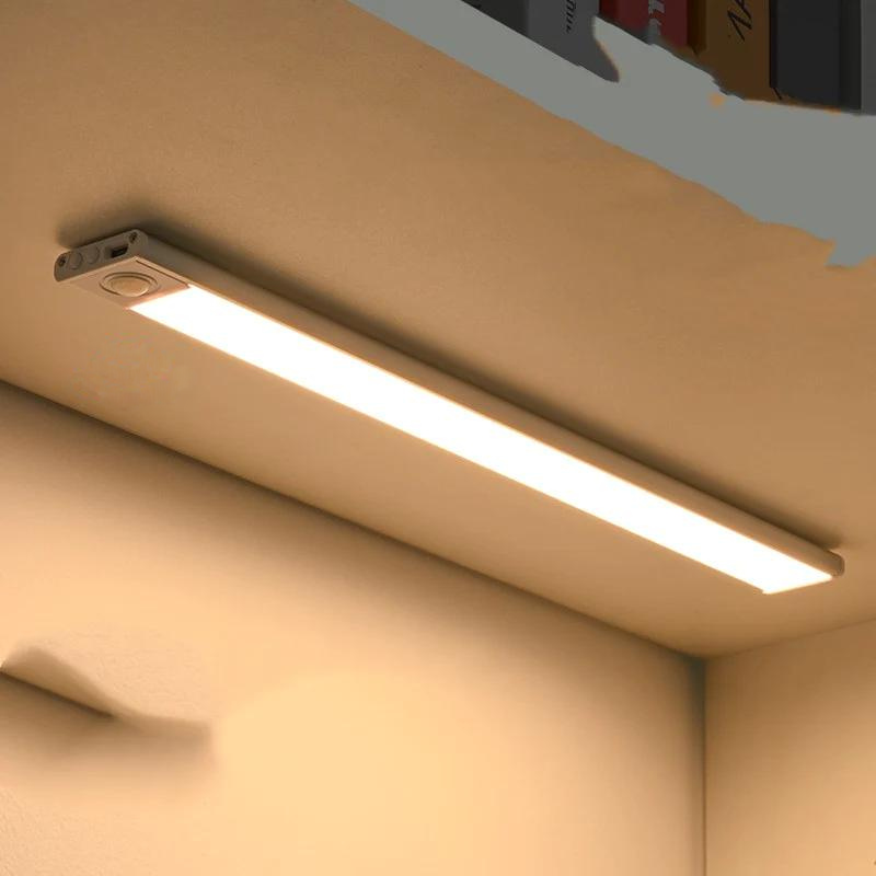 EasyStick™ Motion Light – aufsteckbare Lampe für Garderobe und Schränke, Küche und Umgebung