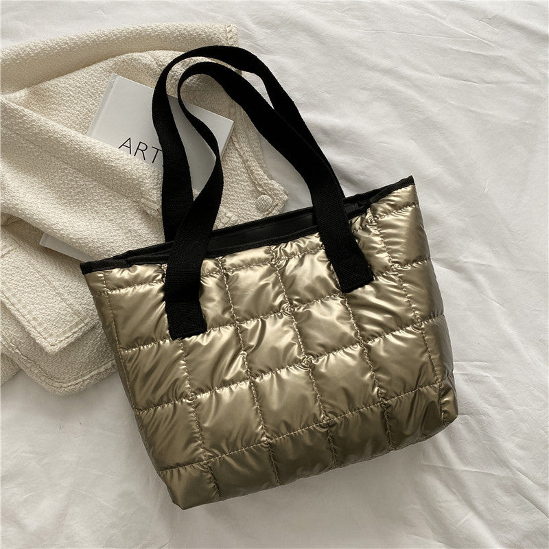 PolarPuff Winterhandtasche