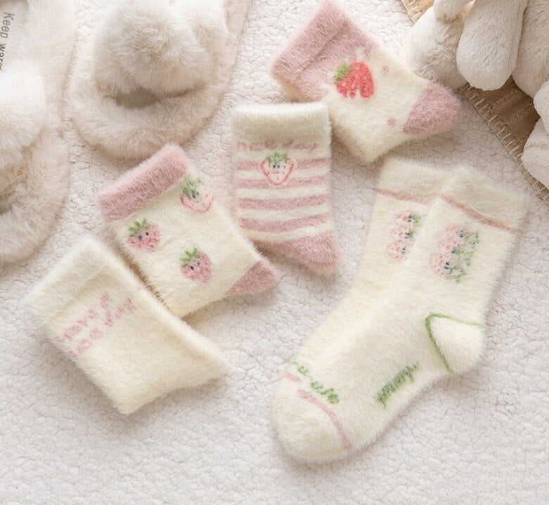 Chaussettes duveteuses à baies