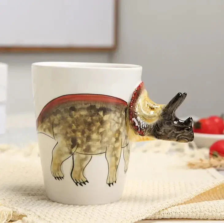 Handbemalte Dinosaurier-Tasse aus Keramik