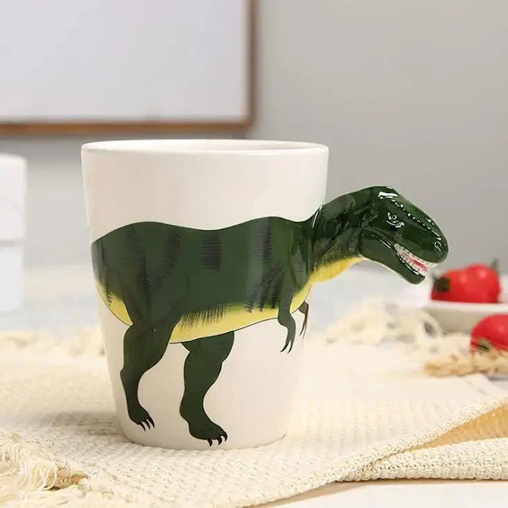 Handbemalte Dinosaurier-Tasse aus Keramik