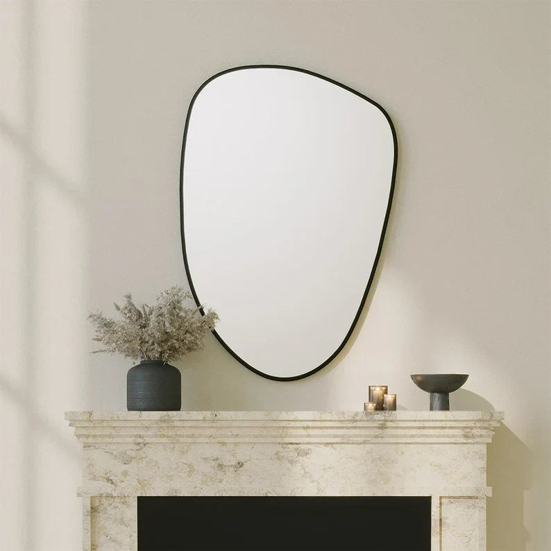 Miroir en bois irrégulier