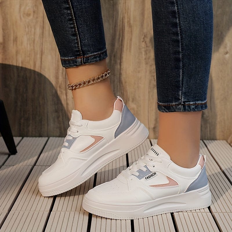 Comfortable casual sneakers Vogy