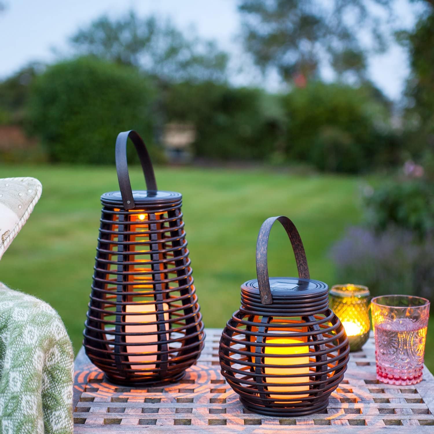 Luz Exterior em Rattan em Forma de Gota (Solar)