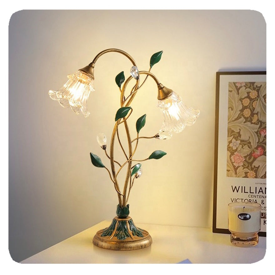 BloomGlow – Květinová stolní lampa