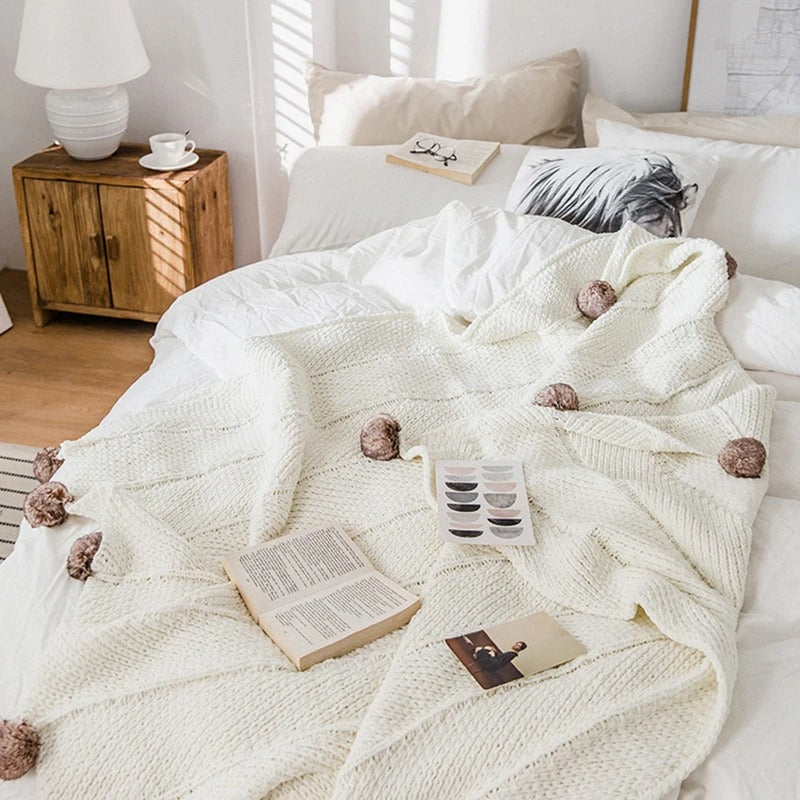 Grofgebreide Chenille-deken met schattige pompons