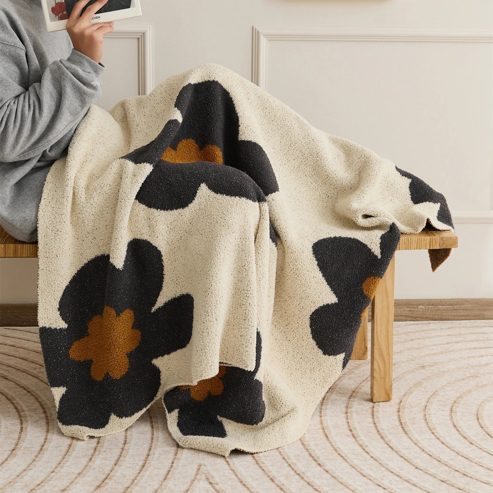 Super Soft Cozy Floral Blanket – Your Ultimate Comfort Companion!