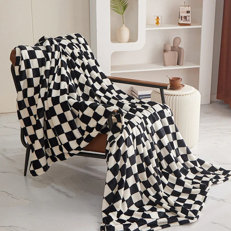 Tessellated Blanket – Soft Coral Fleece for Comfort & Warmth