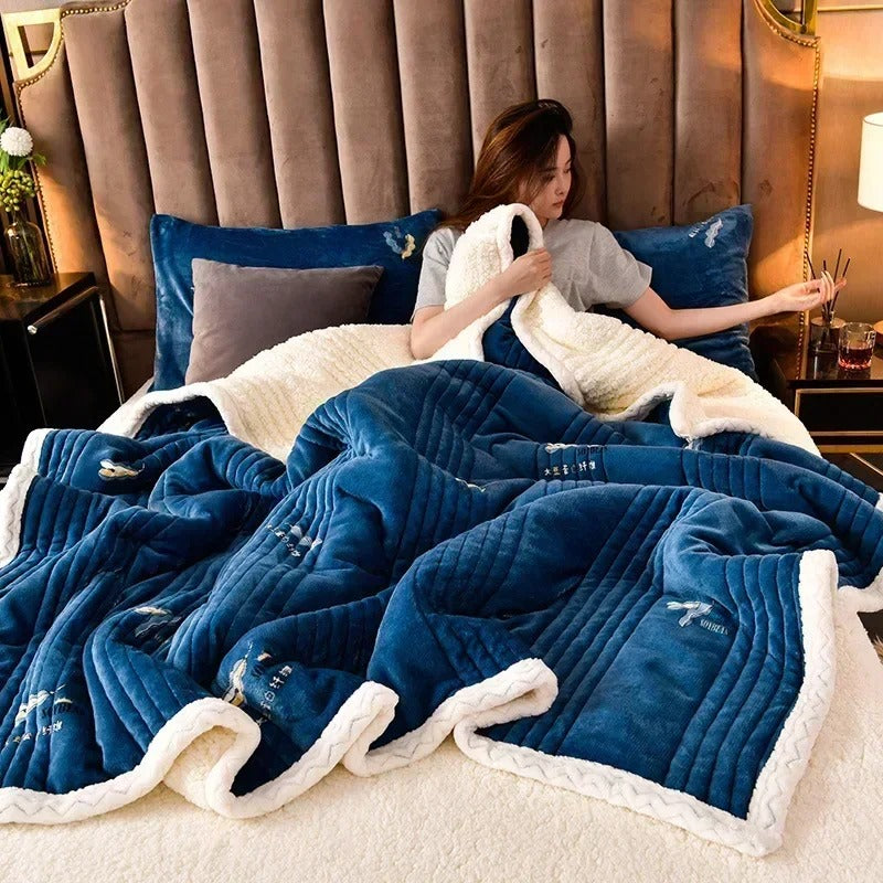 Soft Fluffy Warm Winter Blanket - Your Cozy Companion for Fall and Winter!