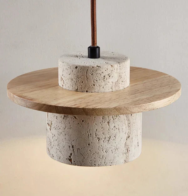 EarthLuxe – Lampadario di design in travertino senza tempo