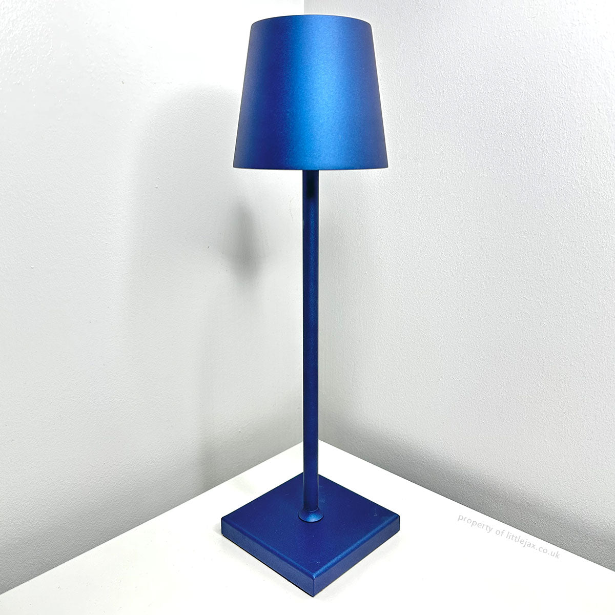 Lampada da tavolo moderna senza fili contemporanea